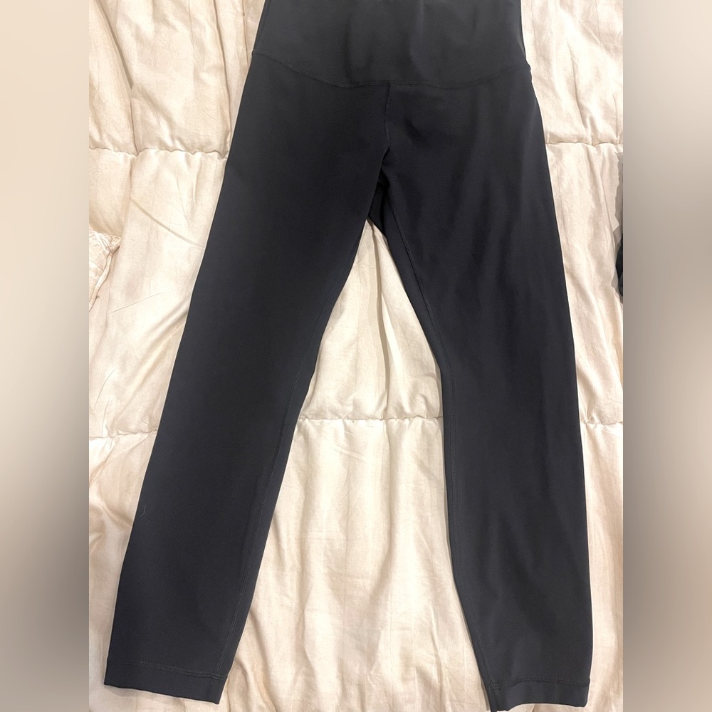 Wunder Under High-Rise Tight 25"
*Luxtreme